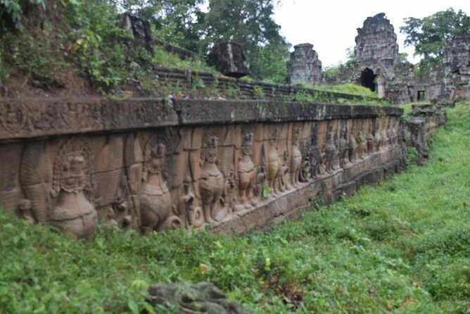 2-D Angkor temple tour with one sunrise in A/C vehicle and guide. - Who Will Benefit Most from This Tour?