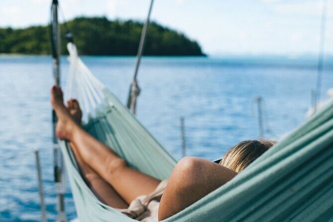 2 Day & 2 Night Whitsundays Sailing Adventure on Broomstick - Who Should Consider This Tour?