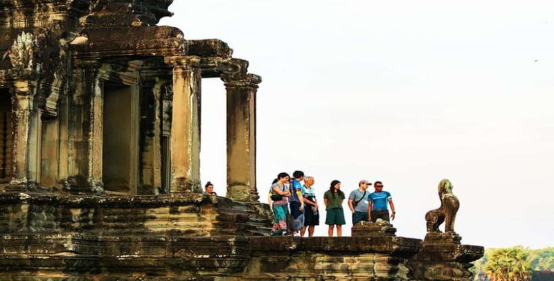 2-Day: Angkor Temple Treasures and Unique Floating Lifestyle - Practical Details and What to Expect