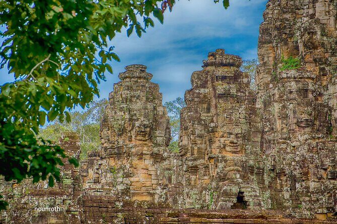 2-Day Angkor Wat, Banteay Srei & Floating Village Kampong Pluk - Authenticity and Local Flavor