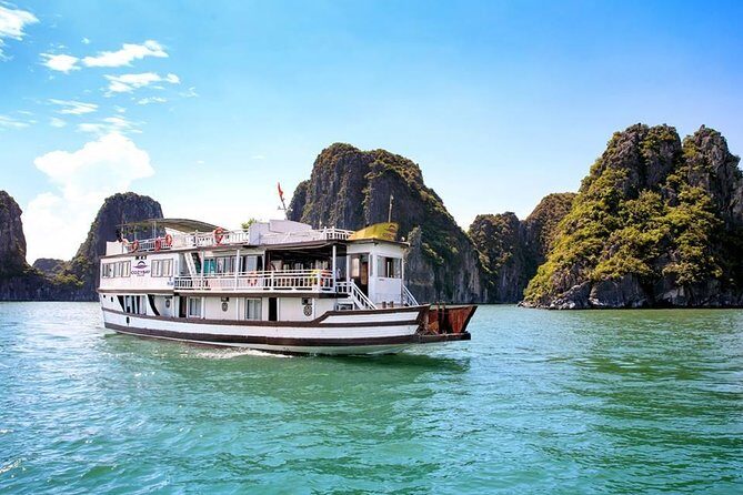 2-day Ha Long Bay Cruise included Transfer, Kayking and Swimming - Key Points