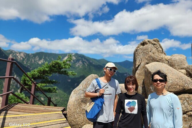 2-Day Hike through the Scenic Valleys of Mt. Seoraksan from Seoul - Key Points