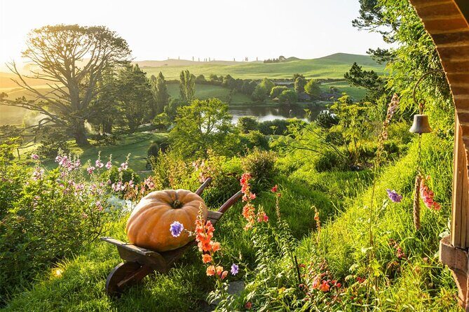 2 Day Hobbiton Waitomo Caves Raglan Private Tour from Hamilton - Final Thoughts