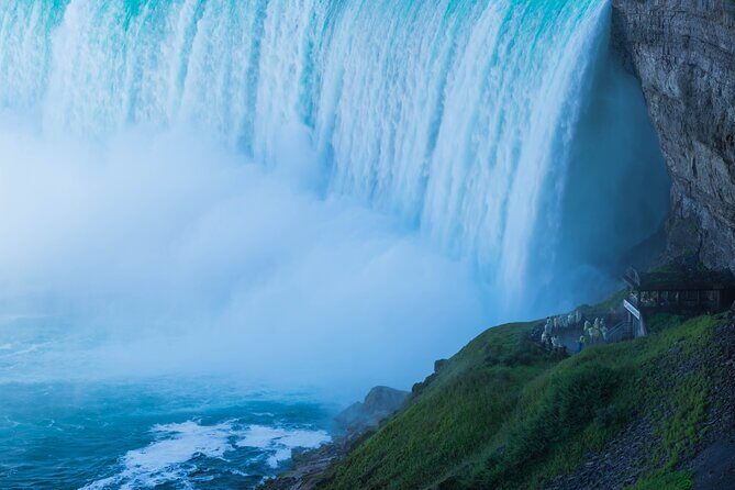 2 Day Niagara Falls Tour from New York - An In-depth Look at the Tour Experience
