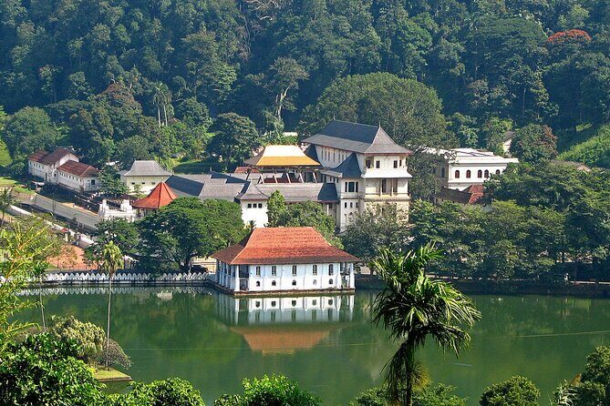 2 Day Private Tour of Kandy, Sigiriya & Dambulla - All Inclusive - Why Travelers Love It (and What to Watch For)