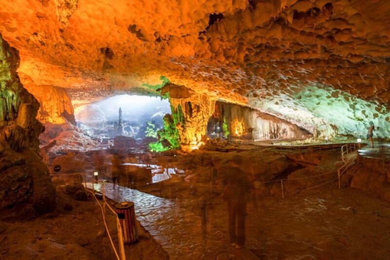 2-Day Royal Palace Ha Long Bay & Ti Top Island Cruise - Who Should Consider This Tour?