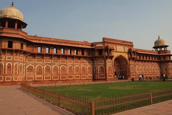 2-Day Tour to Taj Mahal, Agra from Hyderabad with Both Side Commercial Flights - Key Points