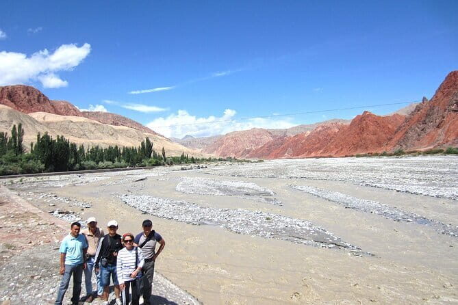 2 Day Tour to Tashkorgan with Baisha Lake and Karakul Lake - Key Points