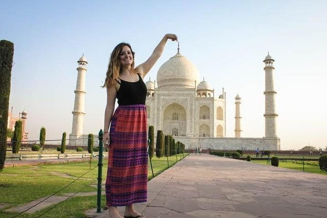 2-Day Tour to The Taj Mahal and Agra from Goa with Both Side Commercial Flights - FAQ