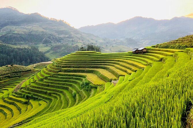 2-Day Trekking in Sa Pa from Ha Noi by sleeping bus - Key Points