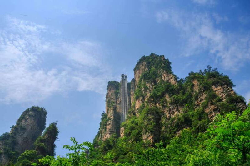 2-Day Zhangjiajie Tour Including Yuanjiajie Mountains - Key Points