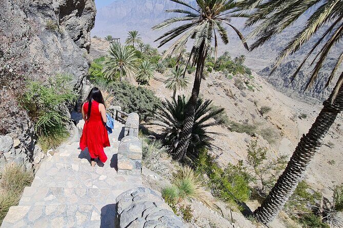 2 Days 1 Night Wakan Private Tour - Exploring Oman’s Heritage and Natural Wonders