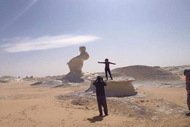 2 Days Amazing White Desert and Bahariya Oasis Tour - Transportation and Comfort