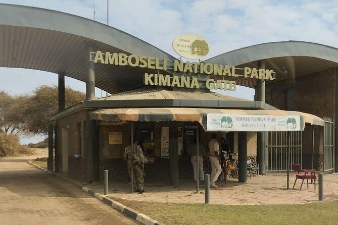 2 Days and 1 Night Amboseli Safari from Nairobi - Accommodations: Comfort vs. Budget