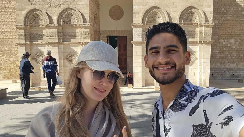 2 Days Cairo Tours to Pyramids, Museum, Old Cairo and Bazaar - Day 1: Welcome to Cairo