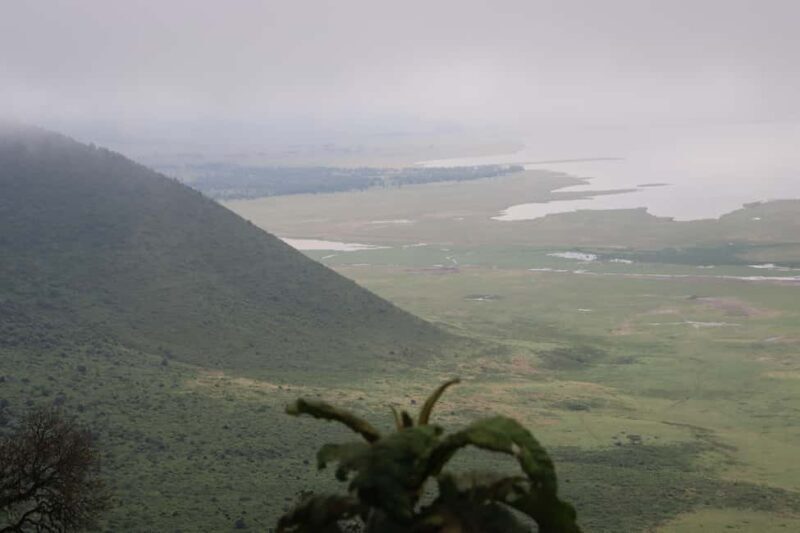 2 Days Group Tour Tarangire and Ngorongoro Crater - Key Points