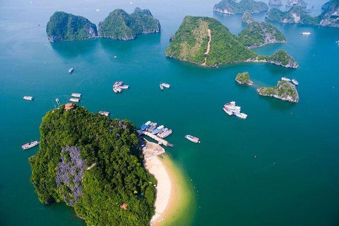 2 Days Halong Bay 3* Cruise Including Transportation from Hanoi - Day 2: Kayaking, Hiking, and Returning to Hanoi