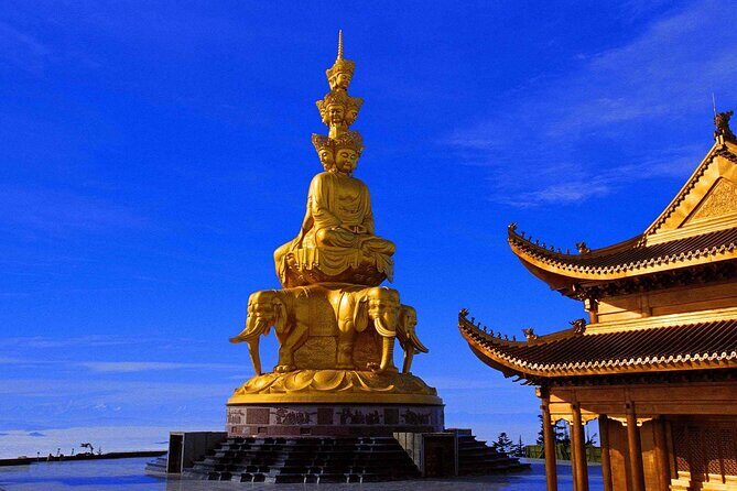 2 Days Leshan Giant Buddha and Mount Emei Tour - Discovering the Majestic Leshan Giant Buddha