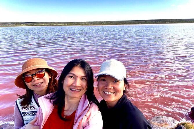 2 Days One Night Tour at Pink Lake Natures Window and Pinnacles - A Detailed Look at the Tour Experience