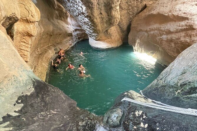 2 Days Private Wadi Shab Tour in Desert Safari - Introduction: An Adventure Worth Considering