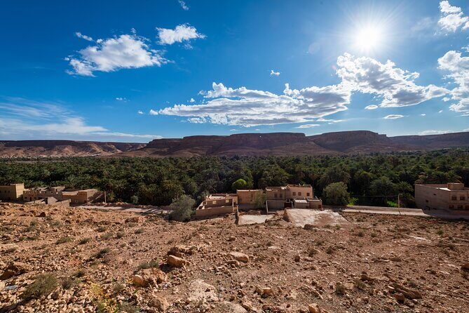 2 days Sahara tour with overnight in luxury desert camp - Who Should Consider This Tour?