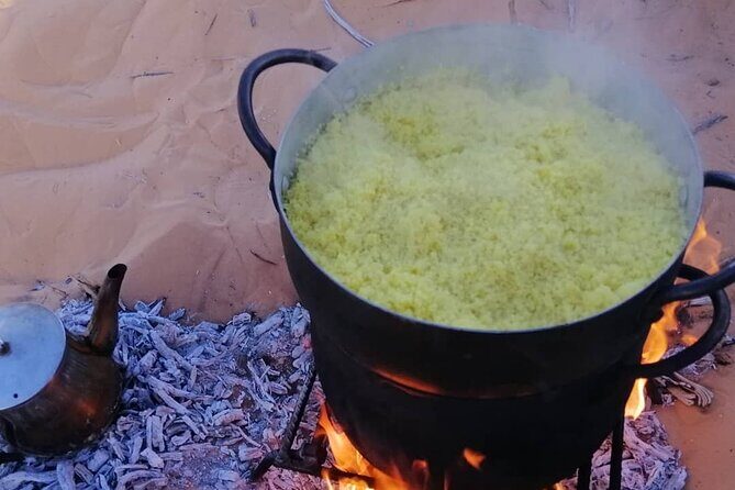 2 days tour to Douz & Ksar Ghilan oasis. and an overnight in the sahara under bedouin tent .. Dinner in the camp, Private Jeep - with english speaking guide. - Who Should Consider This Tour?