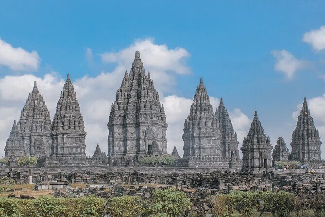 2 days Yogyakarta tour (Borobudur, Prambanan, Jomblang cave, Timang beach) - Exploring Merapi Volcano by Jeep