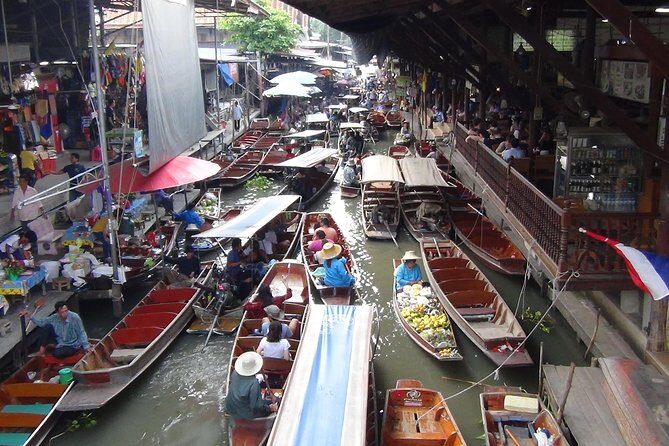 2-hour Bangkok Old City NIGHT Tour + Private TUK TUK + Tour Guide - Authentic Experiences for Curious Travelers