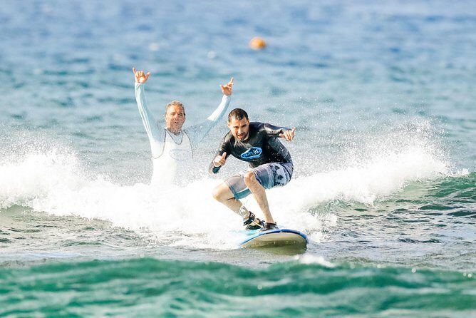 2 Hour Beginner Group Surf Lessons - Why Small Groups Make a Difference