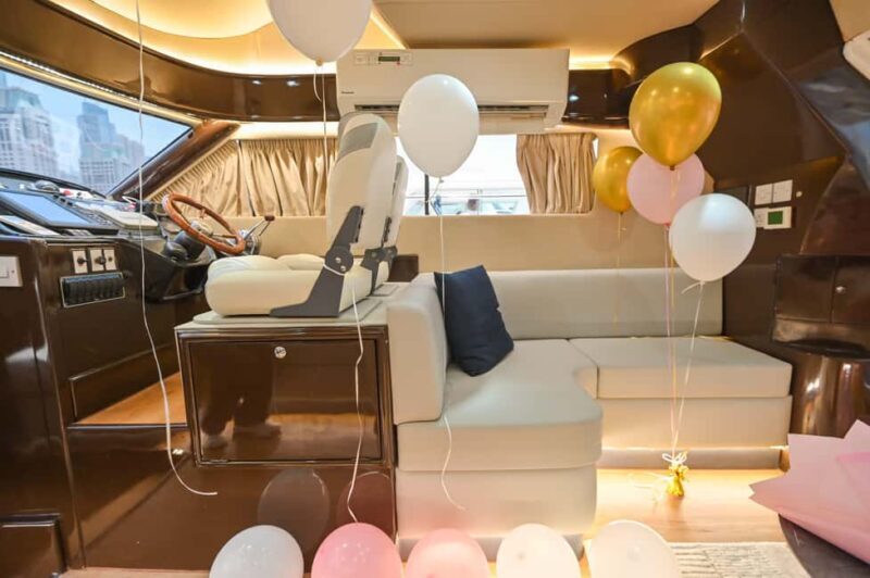 2 Hour Birthday Celebration on a Yacht in Dubai - Authentic Experiences & Reviews