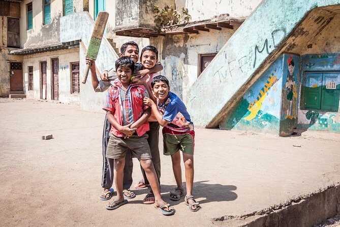 2-Hour Guided Tour of Dharavi - A Closer Look at the 2-Hour Dharavi Tour
