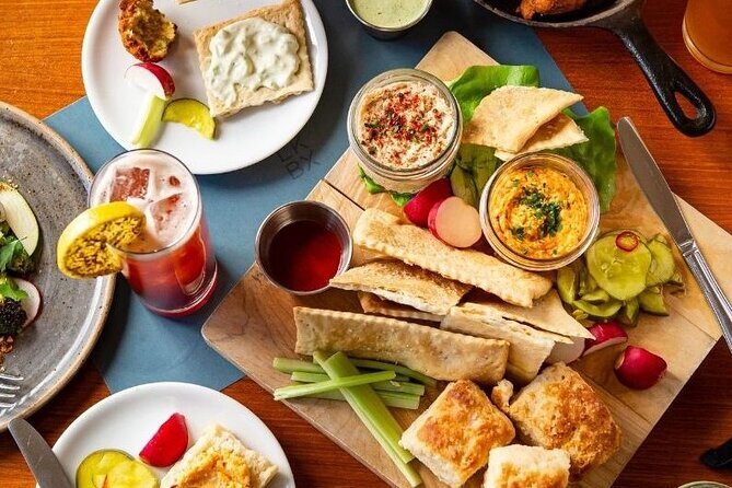 2-Hour Guided Walking Art and Appetizers Tour in Lexington - Exploring Lexington’s Art and Food Scene in Just Two Hours