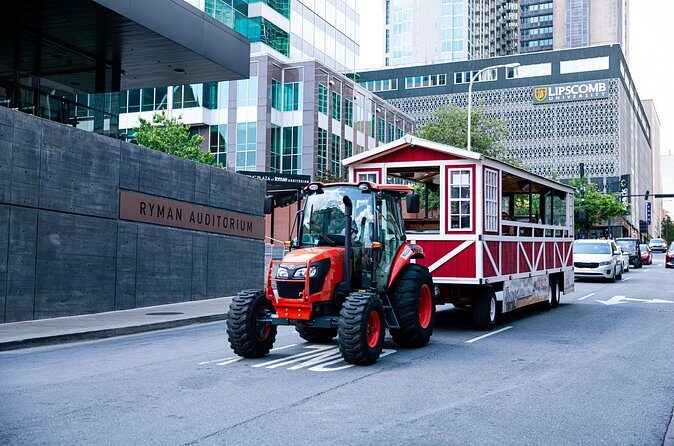 2 Hour Narrated Sightseeing Tractor Tour of Nashville - FAQs