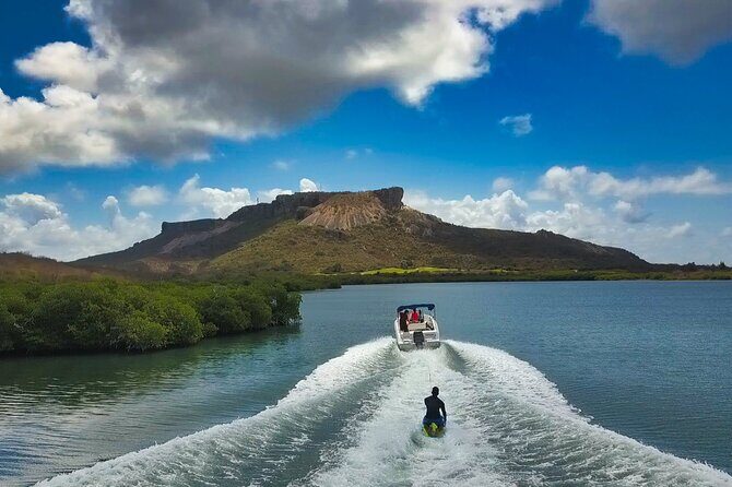 2 hour private boat tour - Spanish Waters, Swim Stop & Boarding - An In-Depth Look at the 2-Hour Private Boat Tour in Curacao