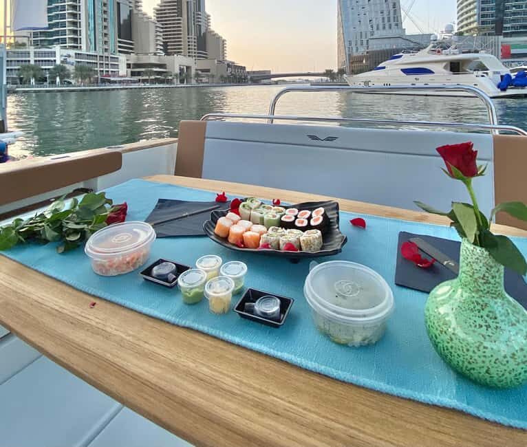 2-Hour Romantic Sunset Cruise with Sushi and Drinks - A Romantic Dubai Sunset Cruise: A Closer Look