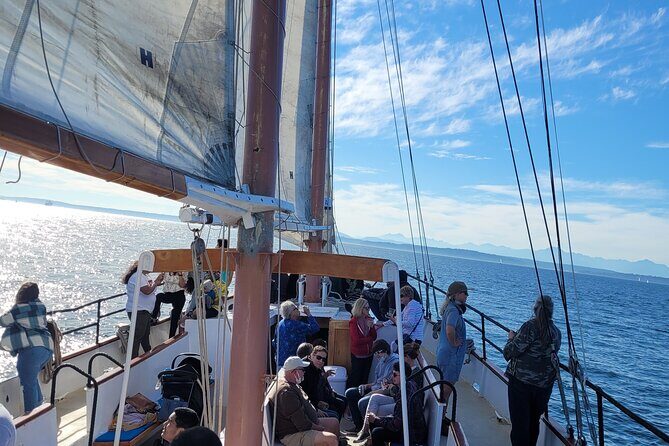 2-Hour Seattle Sailing Harbor Tour - The Sum Up