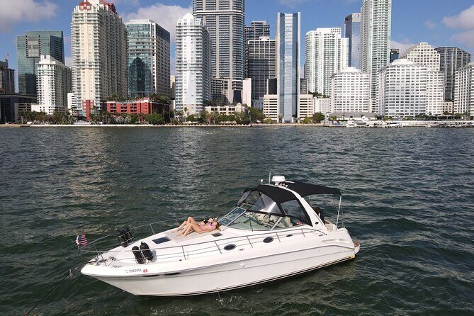 2 Hour Serenity and Scenic Yacht Tour with Champagne - Introduction