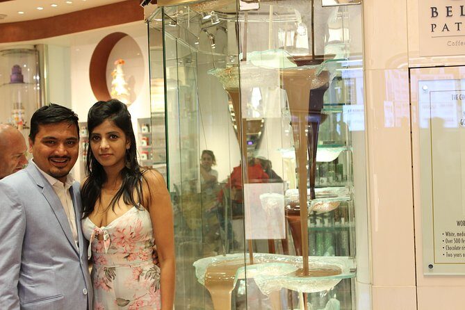 2-Hour Vegas Strip Walking Tour with Photos,Champagne & Vintage Vegas Goody Bags - Frequently Asked Questions