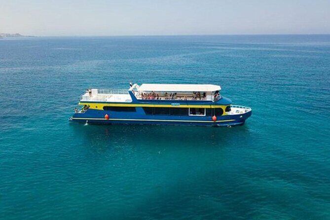 2 Hours Catamaran and Submarine with Snorkeling in Hurghada - FAQ