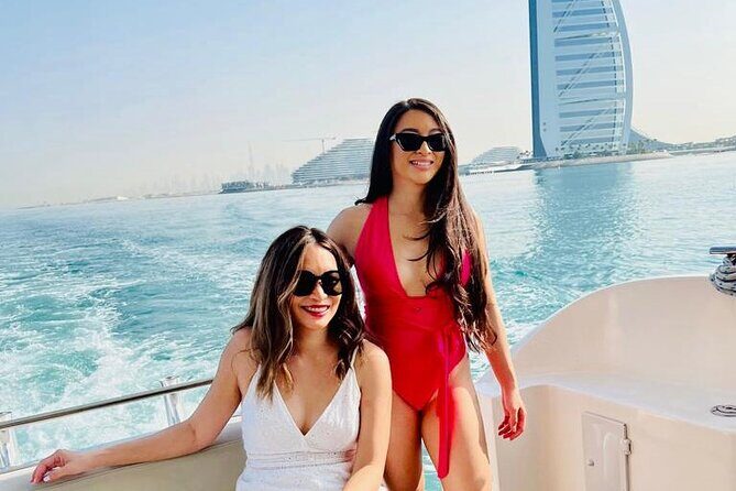 2 Hours Dubai Marina 50ft Private Luxury Yacht Sightseeing Tour - A Deep Dive into the Experience