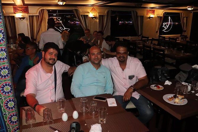 2-hours night dinner cruise show : Eat , Dance and Sing - What Travelers Say: Honest Feedback