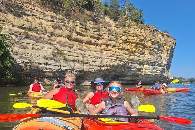 2 hours Starved Rock single Kayak Rental - A Detailed Look at the Kayak Tour Experience
