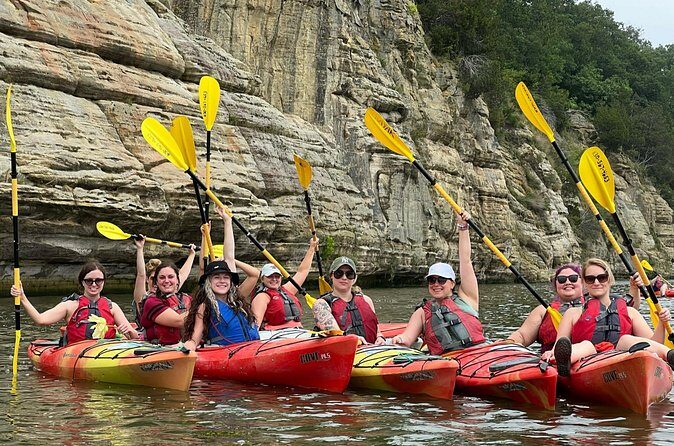 2 hours Starved Rock single Kayak Rental - FAQs