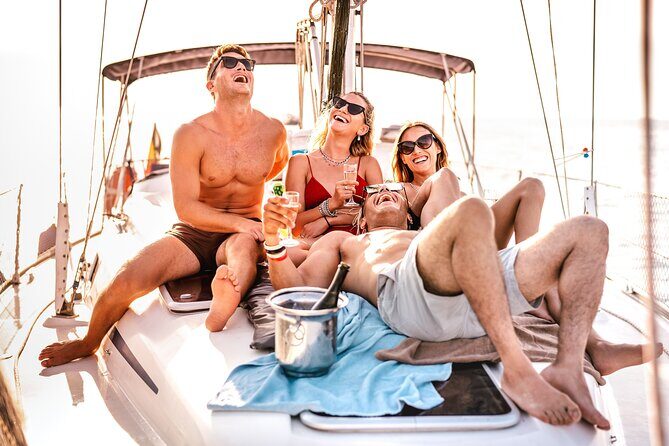 2 Hr Shared Day Sail Along Historic Bay Front - FAQ