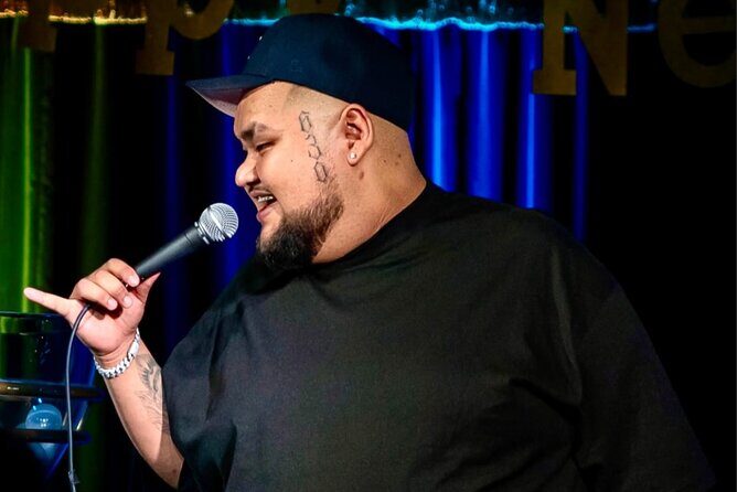 2-Night Bundle: Hollywood Night Tour with Dinner & Comedy Show - What’s Included and What’s Not