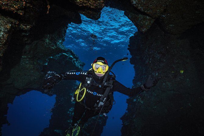 2 Tank Lanai Cathedral Scuba Dive Via Boat for Certified Divers - Why Choose the 2 Tank Lanai Cathedral Scuba Tour?