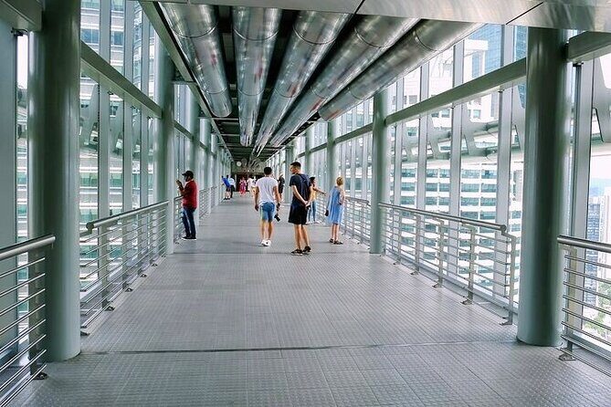2-WAY FLIGHT: Private Kuala Lumpur guided day tour from Singapore - Who Should Consider This Tour?