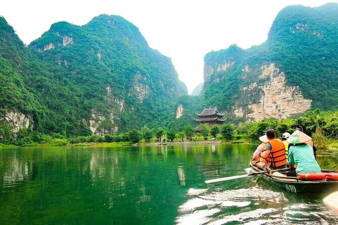 20 -Day Highlights of Vietnam, Cambodia & Thailand | Best 2025-26 - An In-Depth Look at the 22-Day Southeast Asia Tour