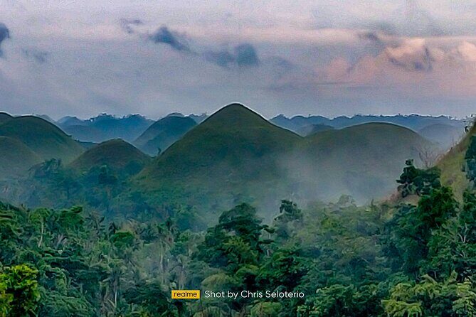 2025 Tarsier, Waterfalls & Chocolate Hills Tour - Key Points