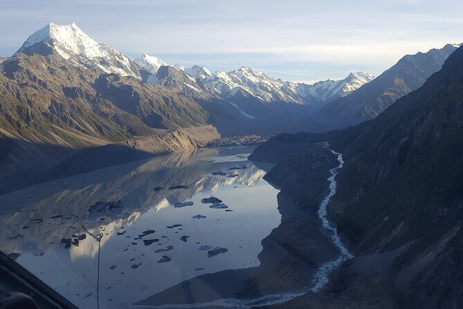 25-Minute Helicopter flight including an alpine landing - Who Should Consider This Tour?